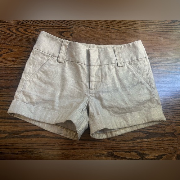 Alice + Olivia Metallic Gold Tone Cuffed Chino Linen Cotton Shorts Sz. 0 - Picture 1 of 5